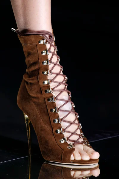 Look 49